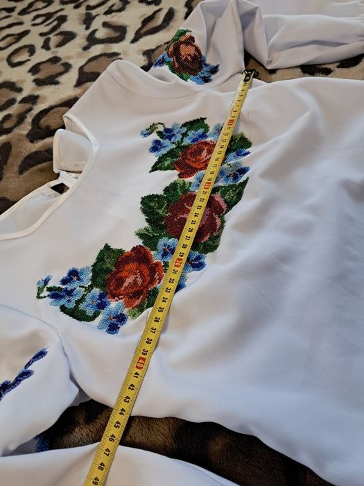 Плаття вишите бісером