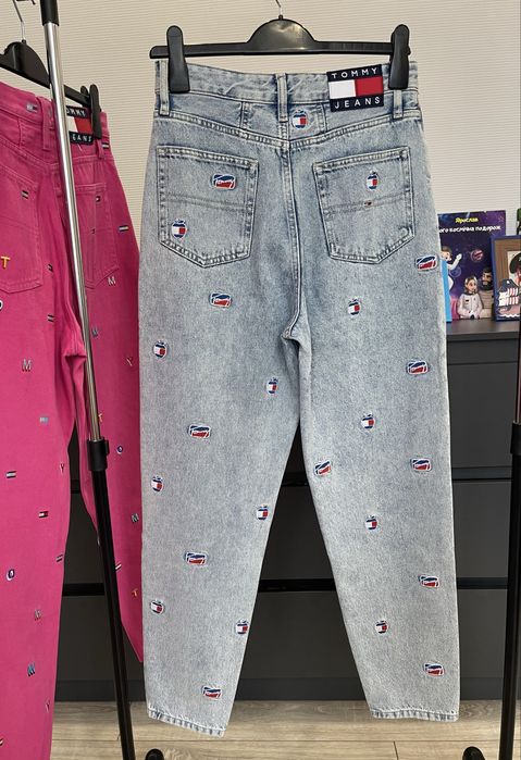 Джинсы TOMMY JEANS розовые. Размер S.