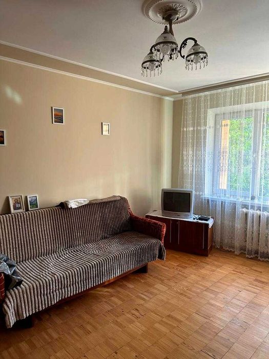 Оренда затишної квартири, вул. Миколайчука