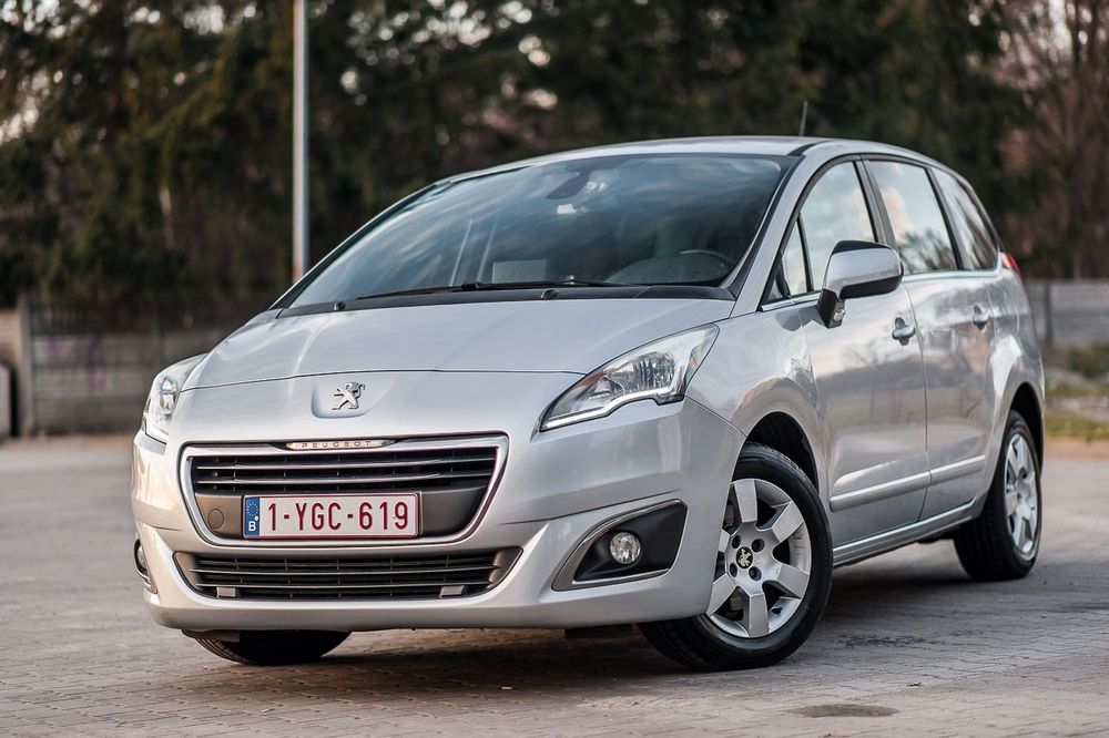 Peugeot 5008