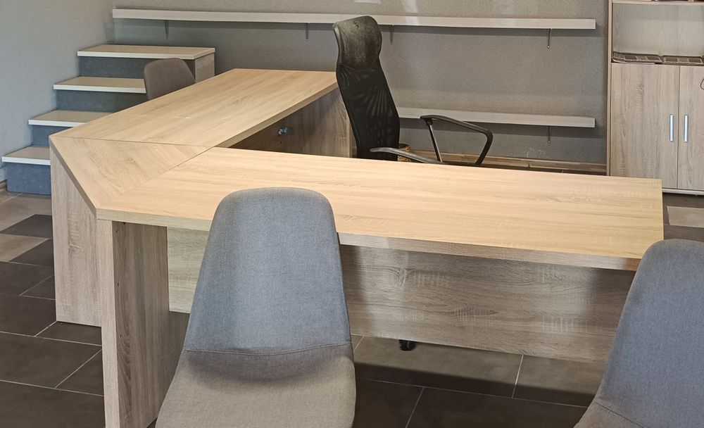 Sprzedam duży stół