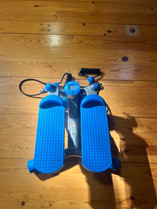 Stepper Domyos em bom estado mecanico