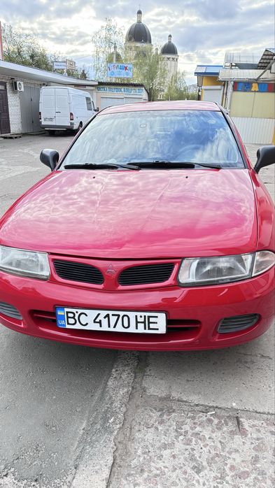 Mitsubishi carisma
