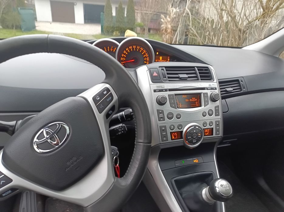 Toyota Verso 1,8 benzyna