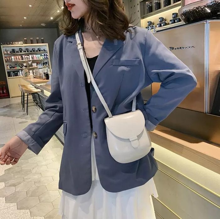 Carteira tiracolo branca, nova