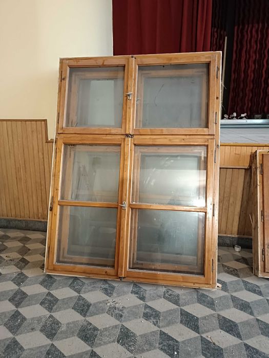 Okna drewniane rustykalne z demontażu - renowacja loft vintage