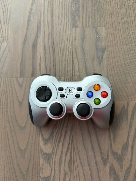 Геймпад Logitech F710 (940-000145) Black/Silver