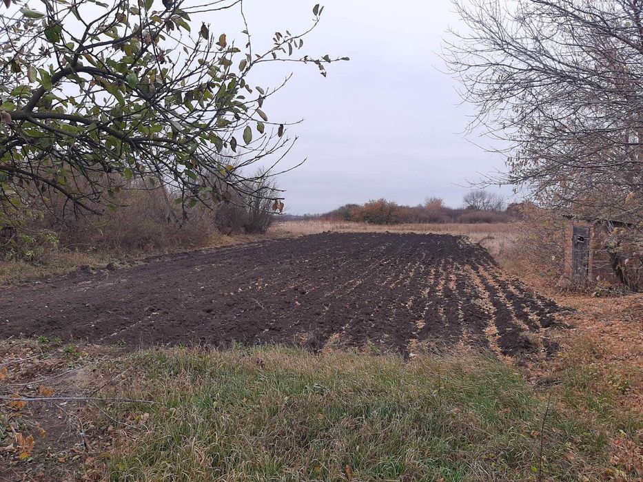 Продам ділянку 0,17 га з будівлею в с. Крюково (15 км від Полтави)