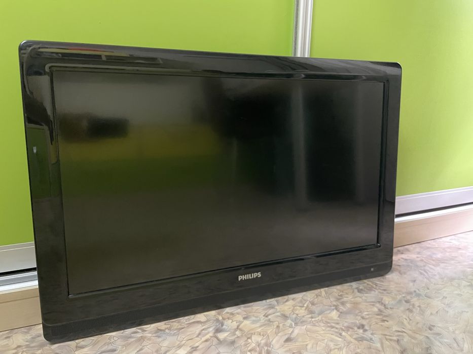 Телевизор 32pfl3404/12