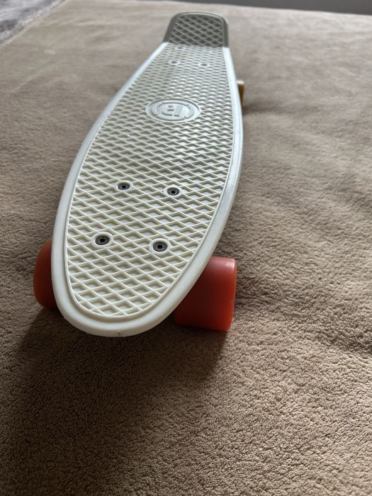 Skate pequeno Penny branco