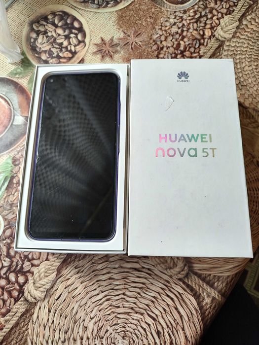 Продаж телефона HUAWEI NOVA 5T