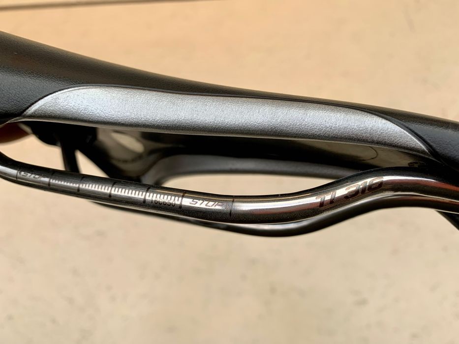 Selim Selle Italia Flite TI316 titânio e carbono