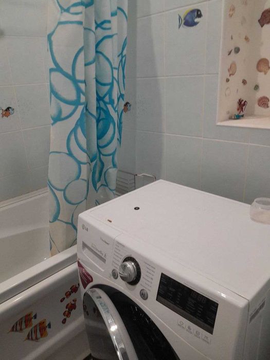 Продається 2-кімнатна квартира