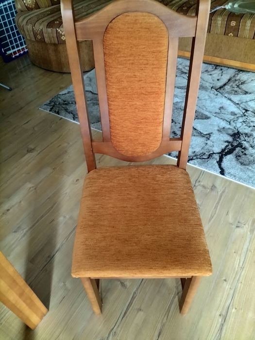 Stół drewniany plus gratisy