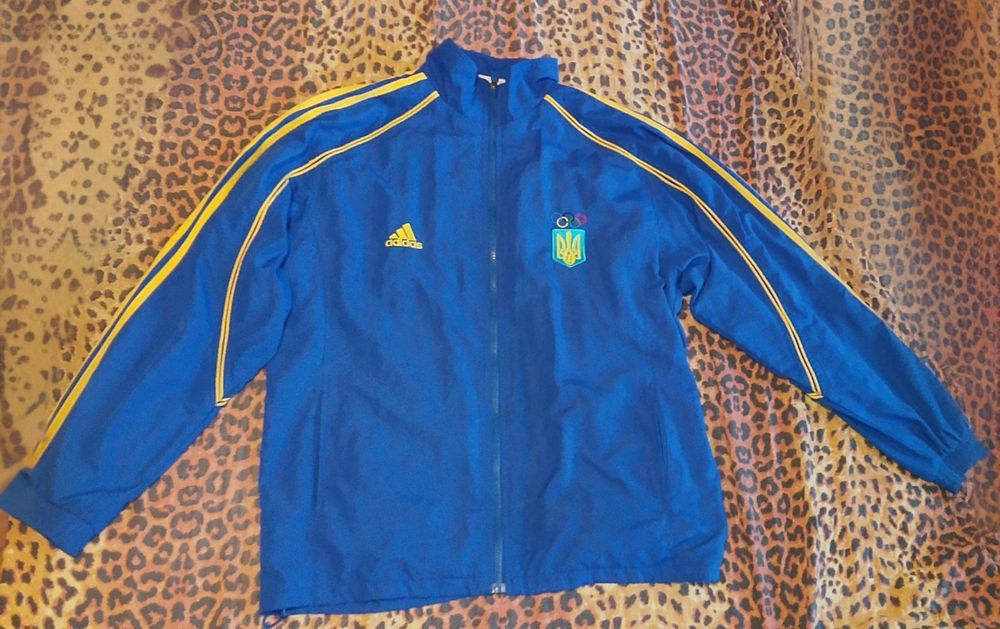 Зипка adidas олимпийской символикой