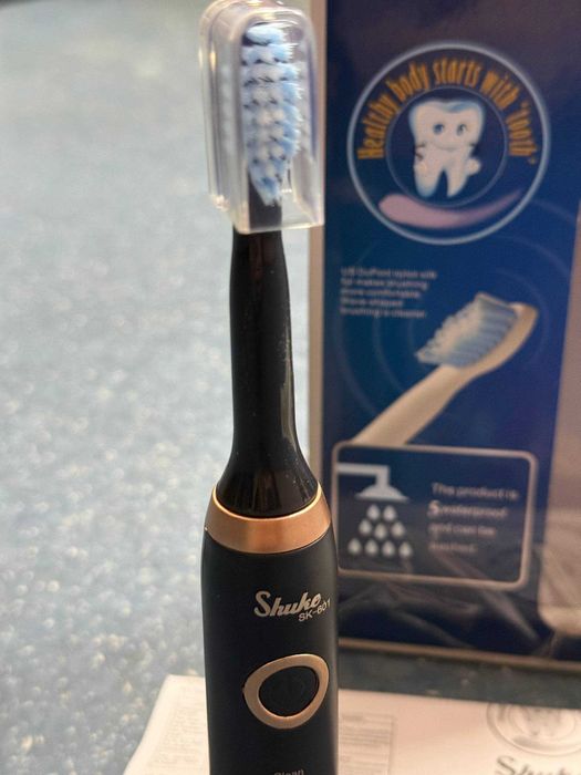 Зубна електрощітка shuke sk601-s, usb - зарядка, 4 насадки