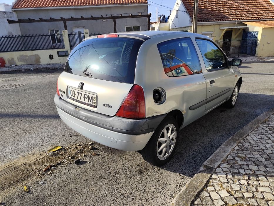 Clio 1.9D comercial junta da cabeça queimada