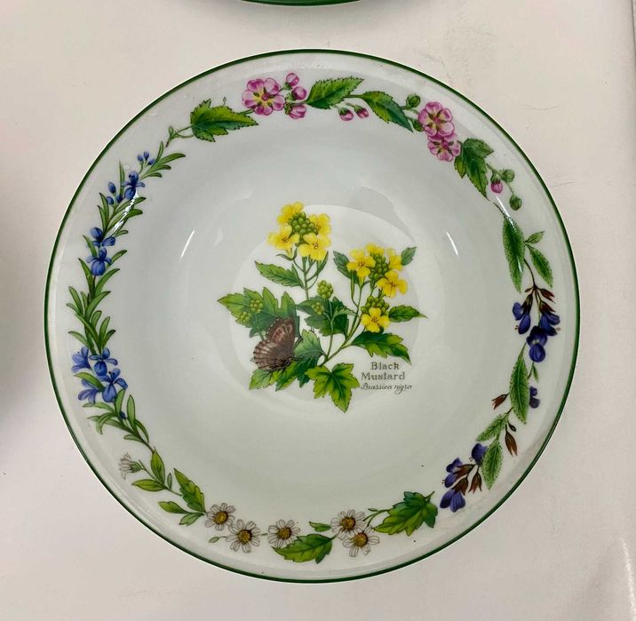 Lote 21 Peças Royal Worcester (Evesham Gold & Herbs) - Ouro 22k