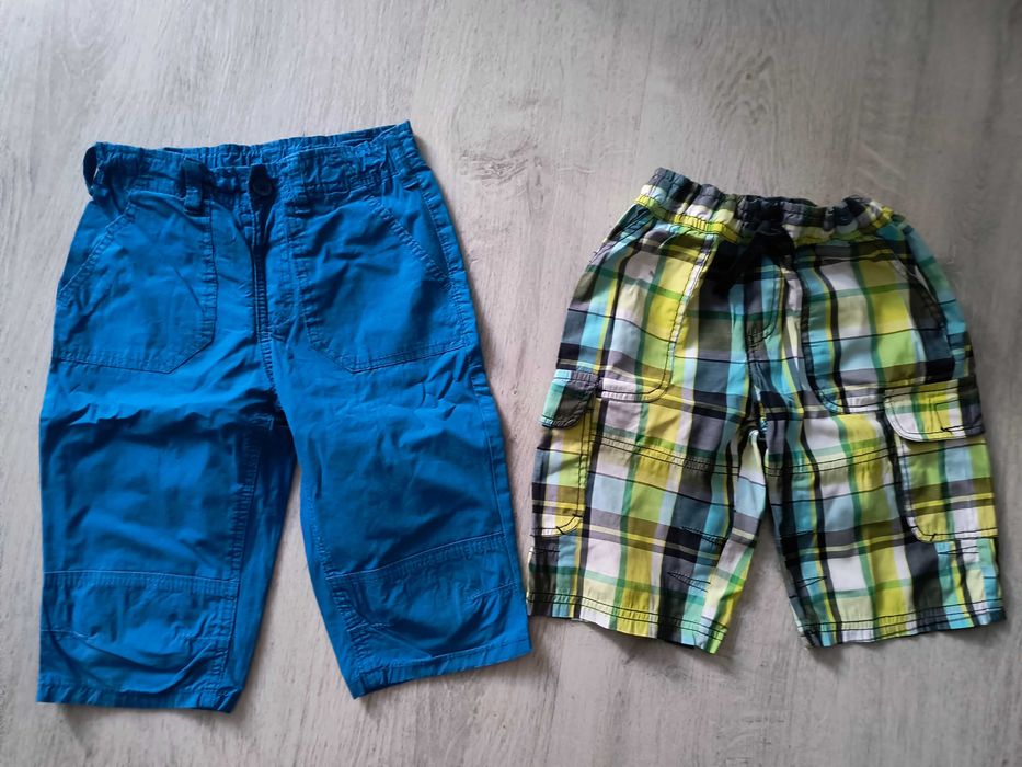2 pary krótkich spodenek na 116 cm