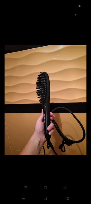 Elektryczna szczotka do suszenia włosów