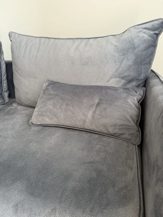 Szara sofa z funkcją spania | Rozkładana | Wygodna