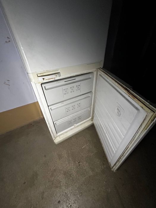 Продам холодильник