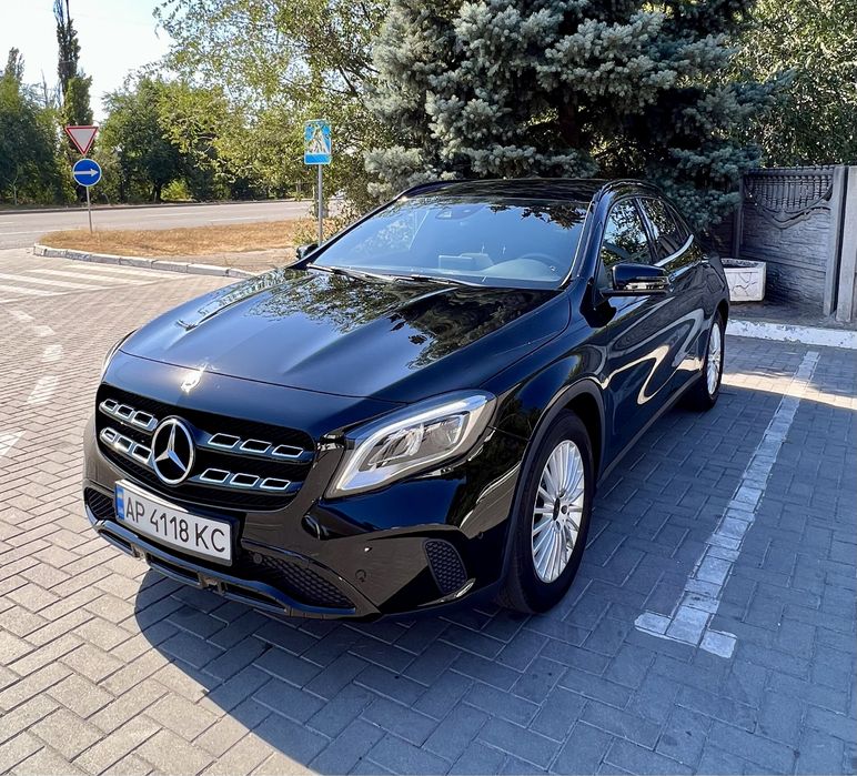 Mercedes-Benz GLA200d, 2019 рік