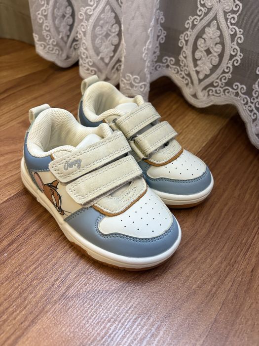 Кросівки для хлопчика 23 р
