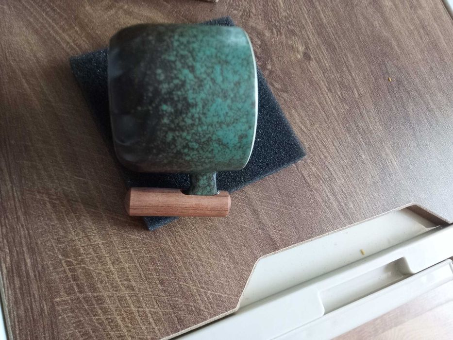 Ręcznie robiony kubek ceramiczny na expresso