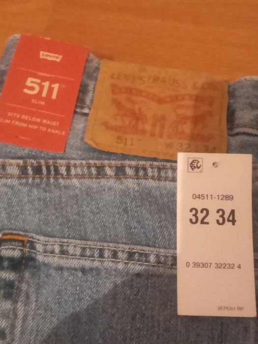 Продам джинсы НовыеLevis 511