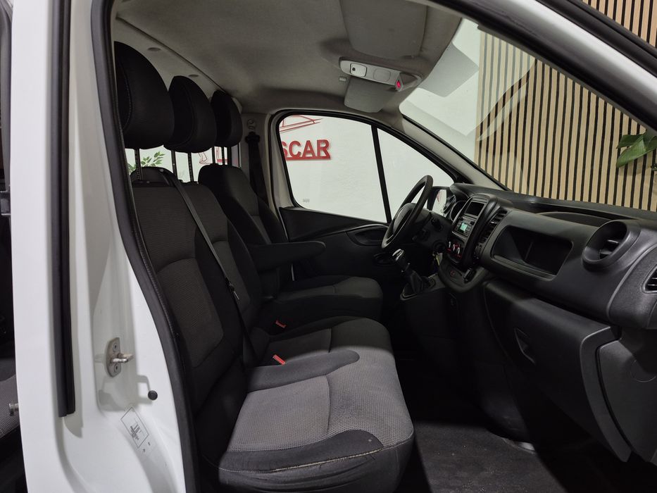 Renault Trafic 2.0DCI - 6 LUGARES - 76.000KM | GARANTIA | NACIONAL