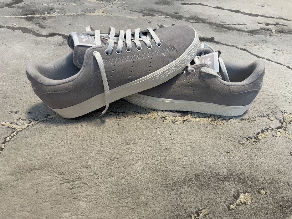 Кросівки adidas