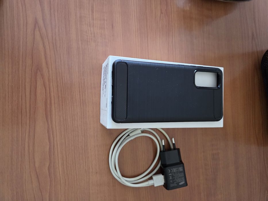 Samsung  s20  fe
