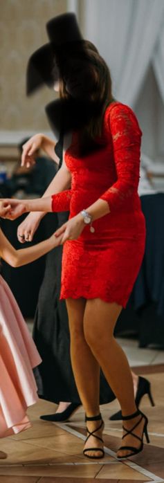 Czerwona sukienka mini