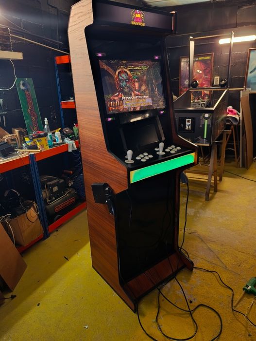 Máquinas arcade , flippers , jukebox