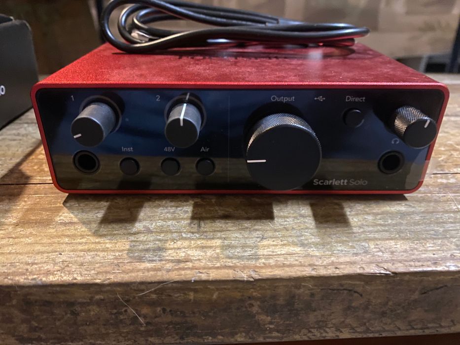 Interface Áudio semi nova