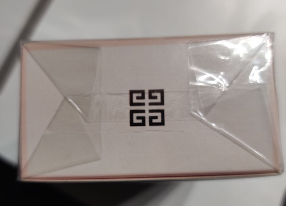 Irresistible Givenchy