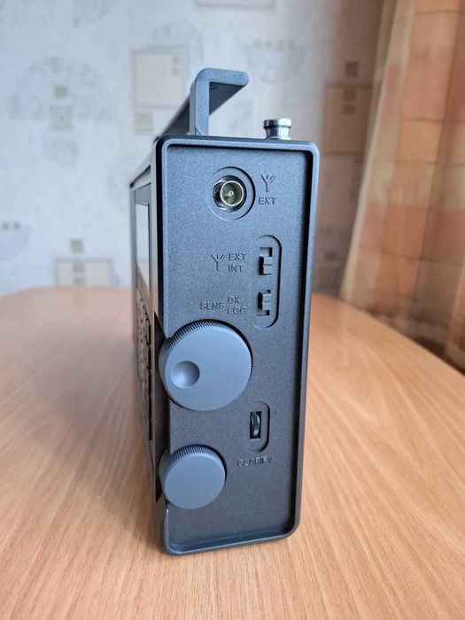 Grundig Satellit 700