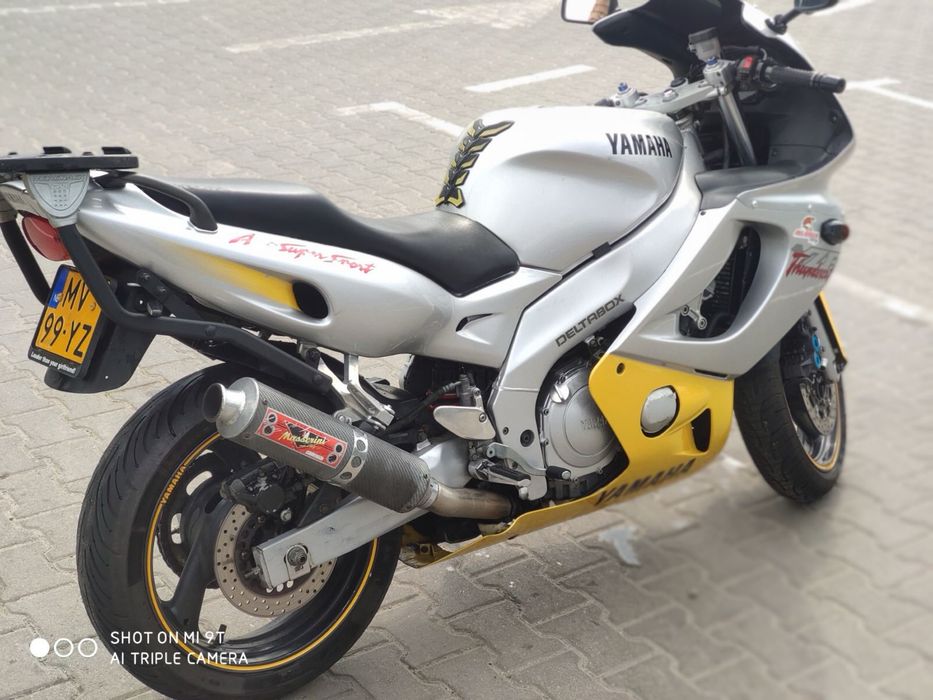 Продам Yamaha YZF 600R