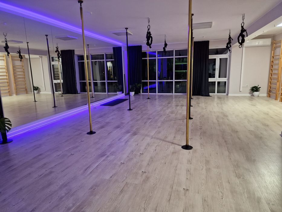 Sprzedam rurkę pole dance Sun pole mosiężną 4 szt