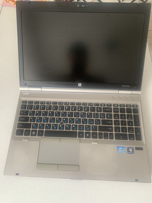 HP 8560p       продам