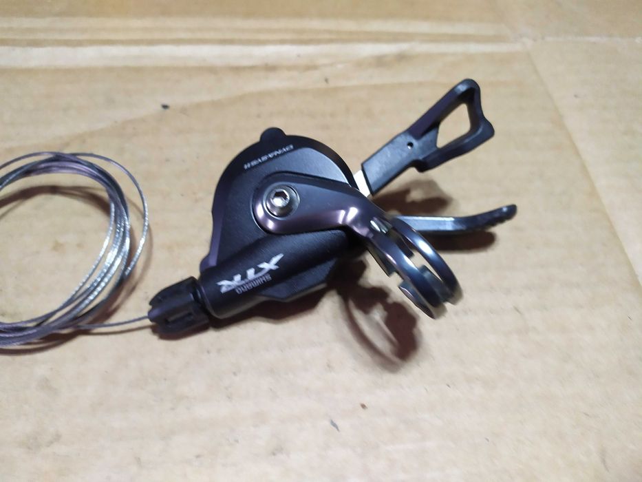 Shimano XTR manetka  Sl-M9000  Prawa  11-Biegowa  Obejma Polecam