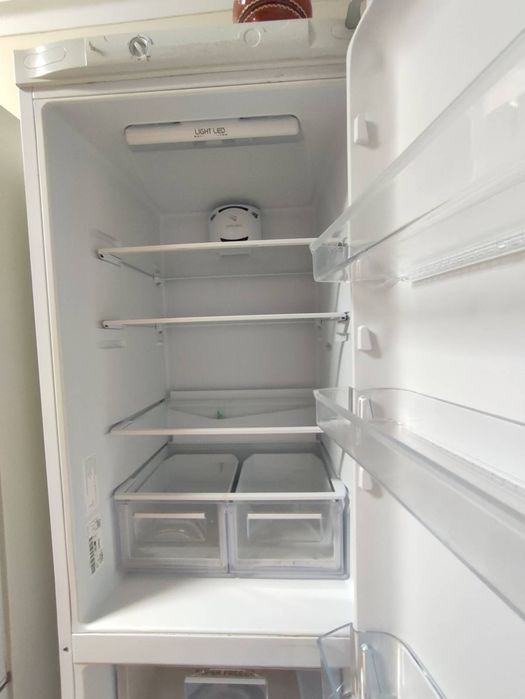 Frigorífico combinado Ariston
