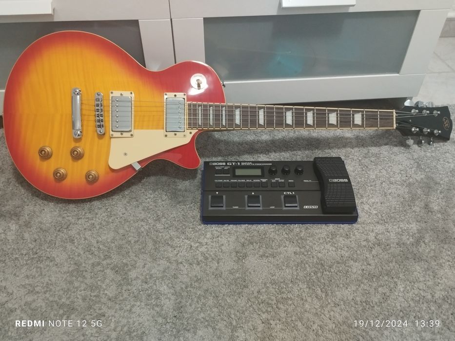 Guitarras SX modelo.