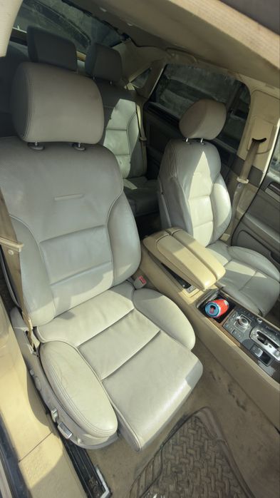 Audi a8 d3 4.0 tdi Long 4x masaze 4 x wentylacja Lz5d czesci