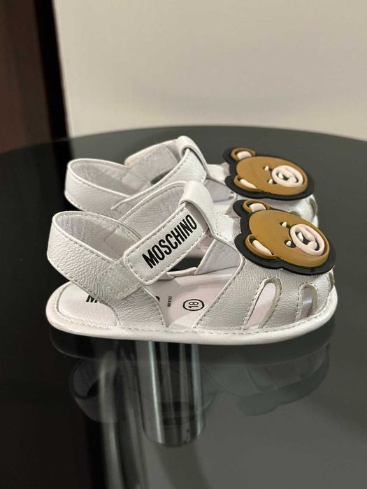 Дитяче взуття Moschino. Оригінал!