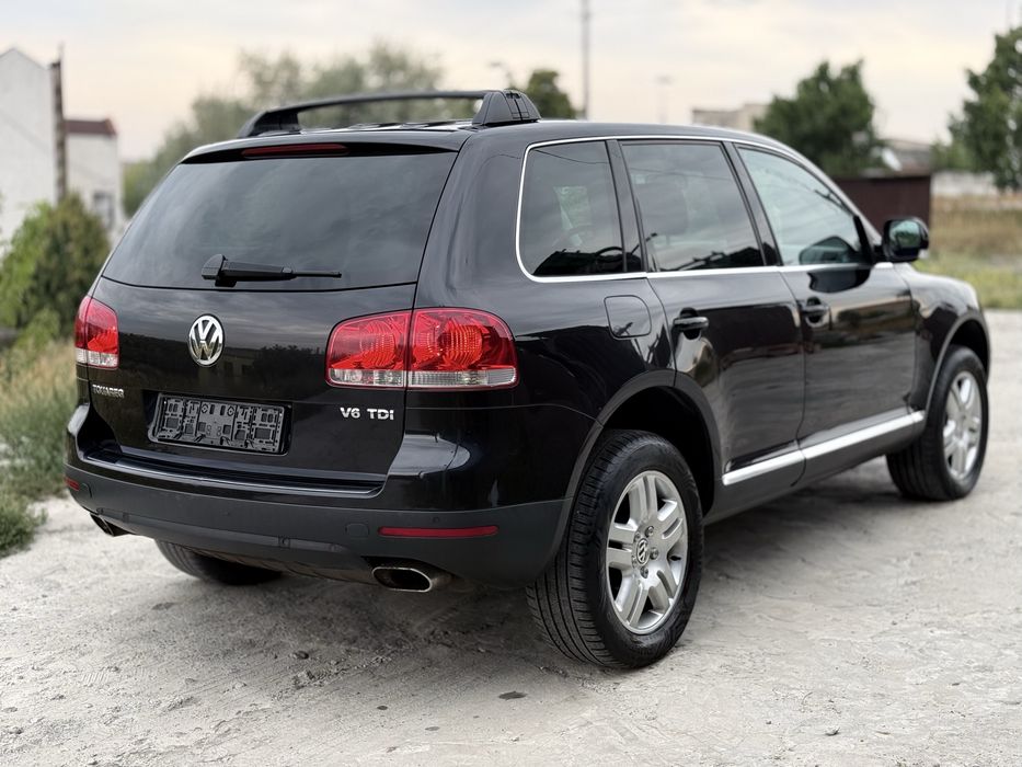 Продам Volkswagen Touareg 3.0 D