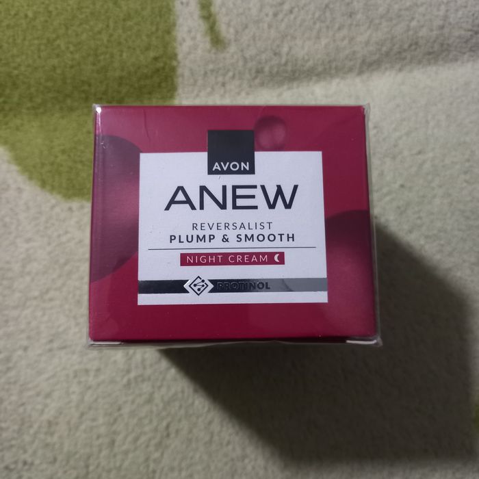 Avon Anew Reversalist Plump & Smooth krem na noc rewitalizujący