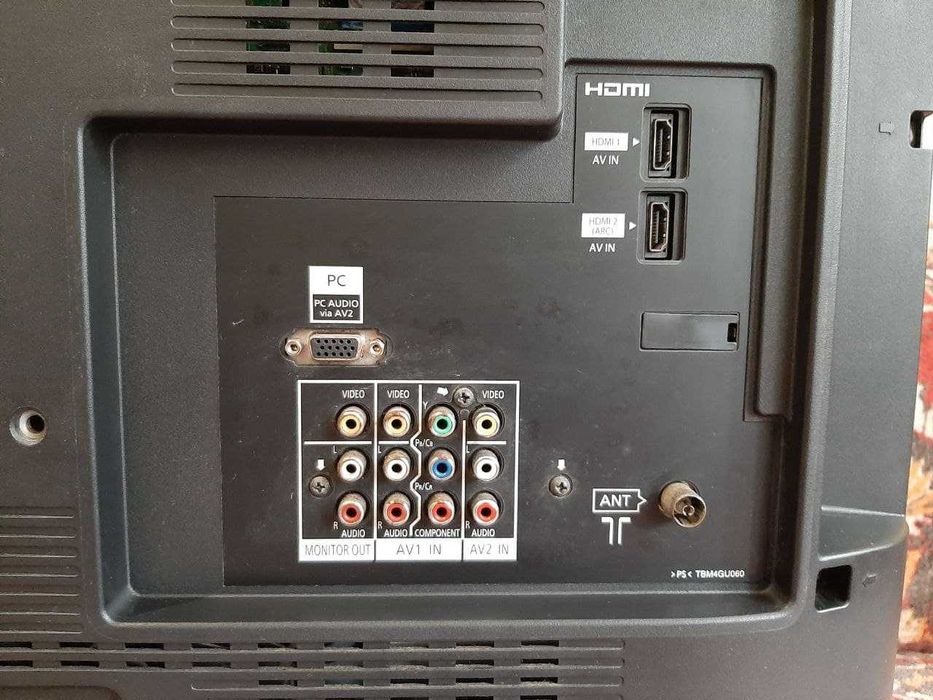 Телевізор Panasonic Viera TX-LR32C20