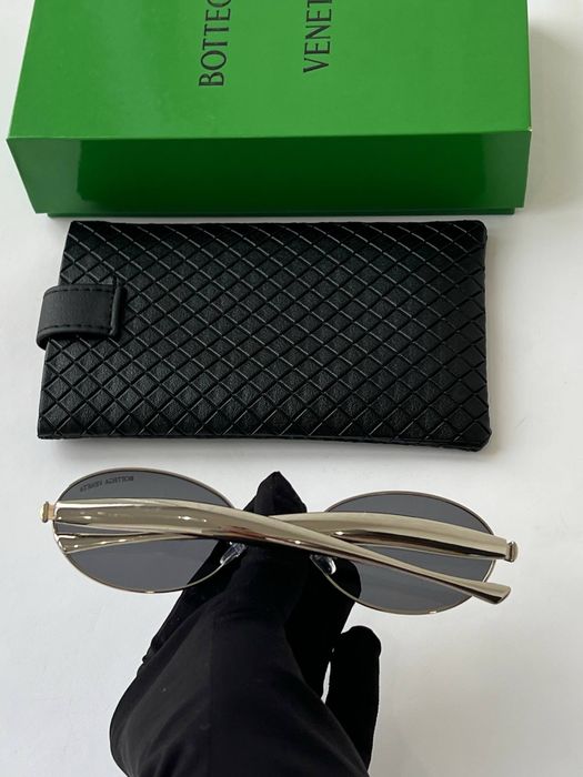 Окуляри  Bottega Veneta  нова колекція
